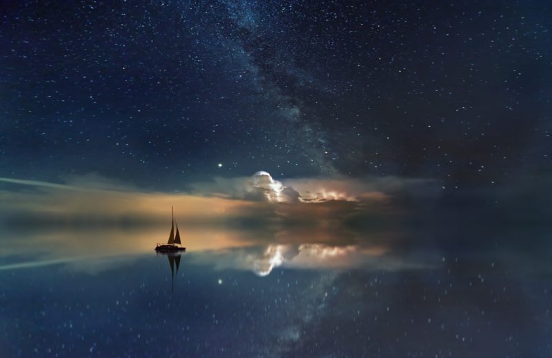 海の夜空